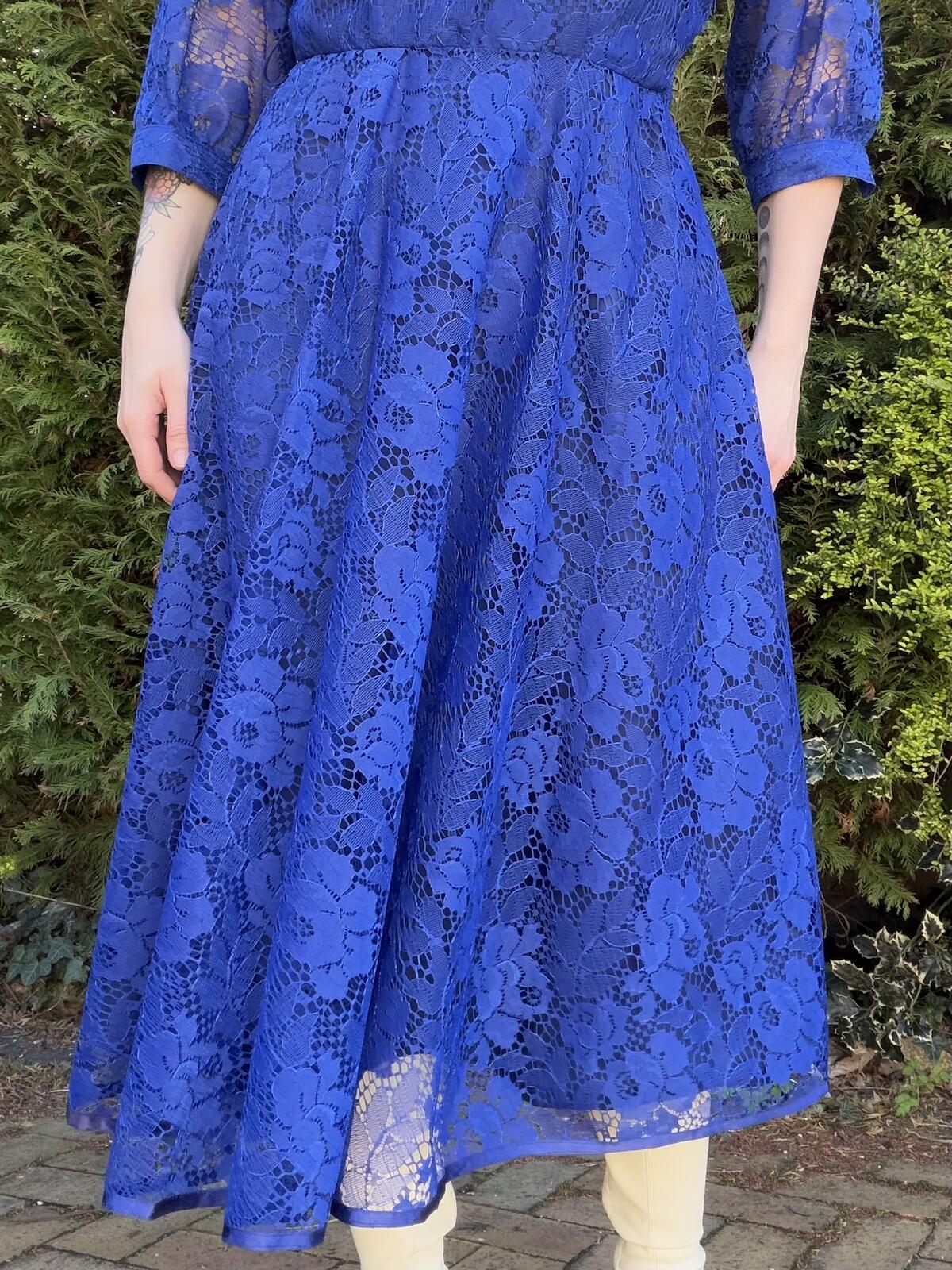 Vintage 1980s Party Dress Blue Lace Midi Dress with 3/4 Sleeves Size 10