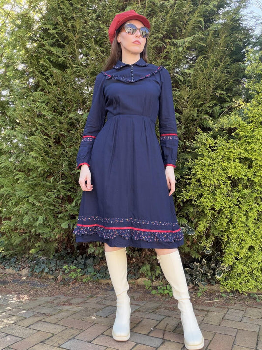 Vintage Navy Blue Midi Dress with Floral Trim and Button Detail Size 10