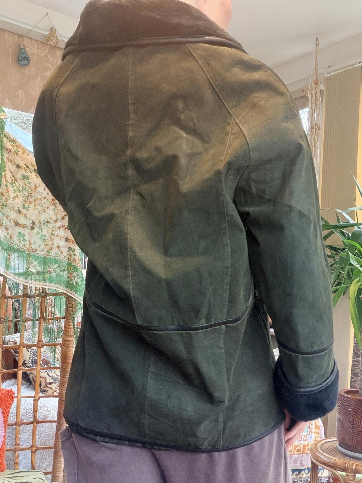 Vintage 1980s suede coat by Neuville 14 16 Green winter coat leather jacket