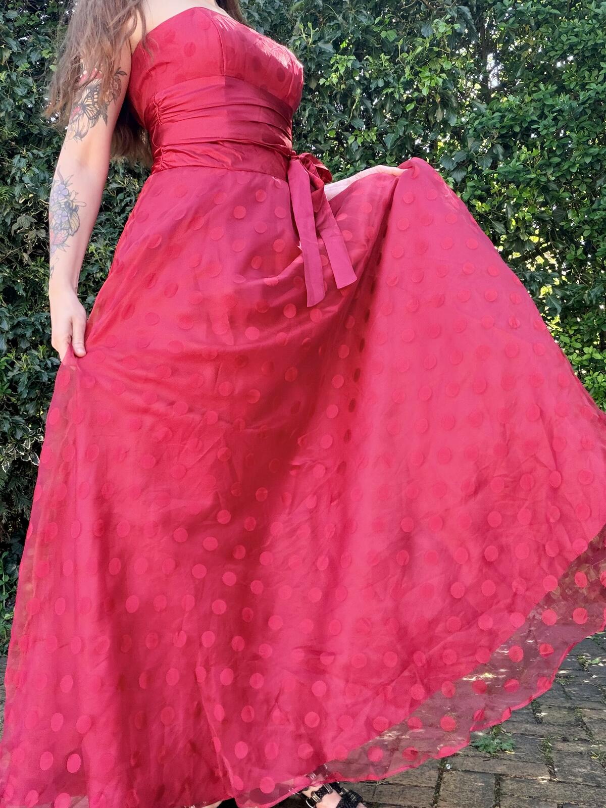 Red Strapless Prom Dress Polka Dot Evening Gown Tie Waist Size 8 By Masquerade