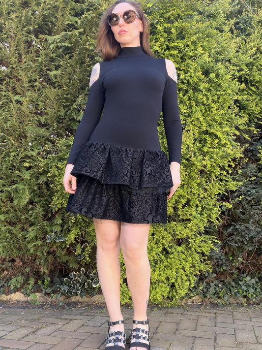 Vintage 1980s Party Dress Black Cold Shoulder Dress with Ruffle Skirt Size 8 10