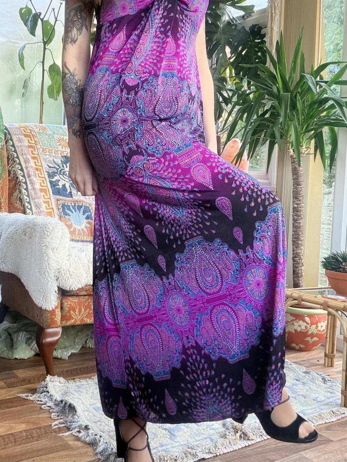 Summer Paisley Maxi Dress purple size 10 12 boho hippie long festival outfit