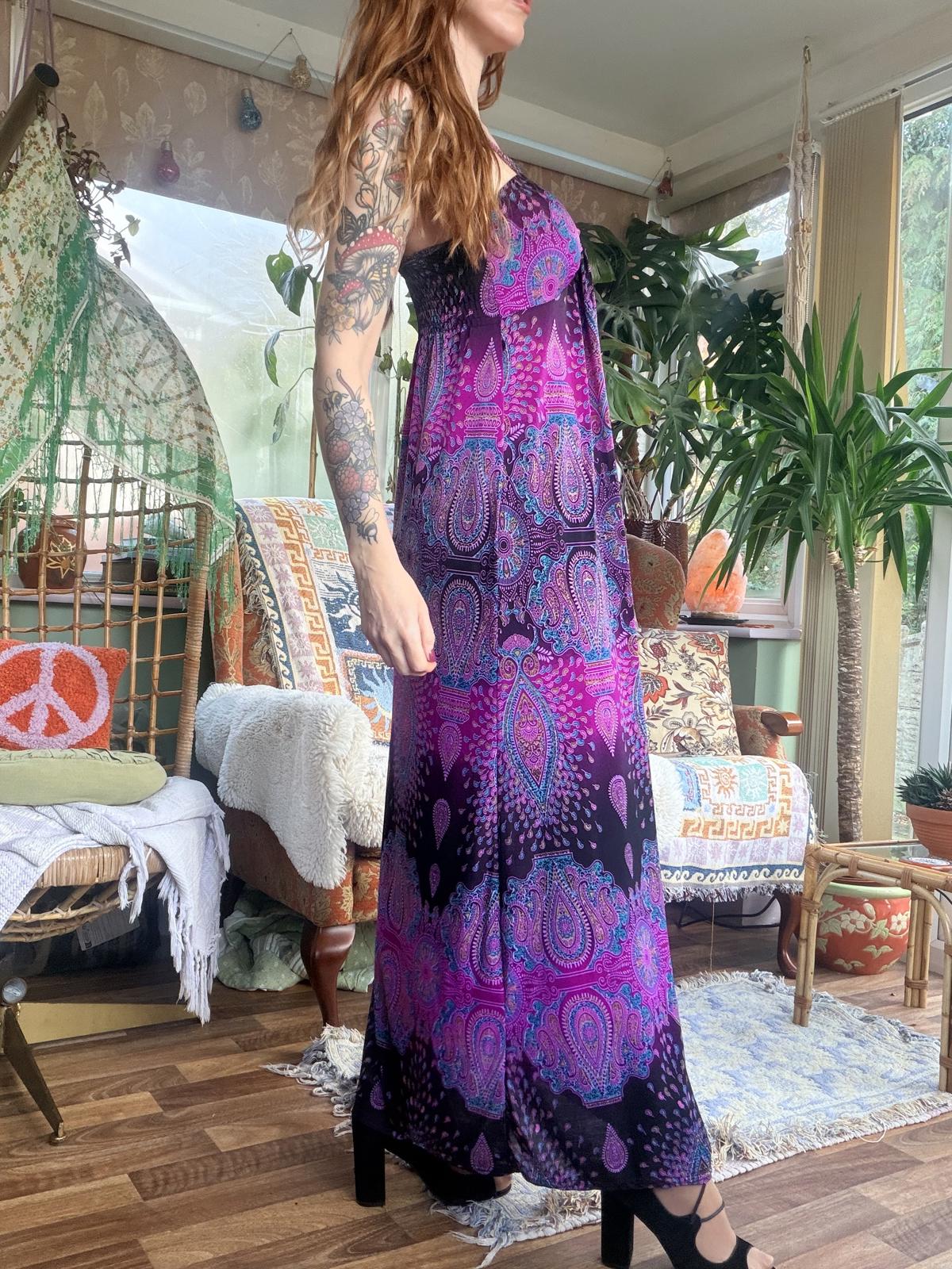 Summer Paisley Maxi Dress purple size 10 12 boho hippie long festival outfit
