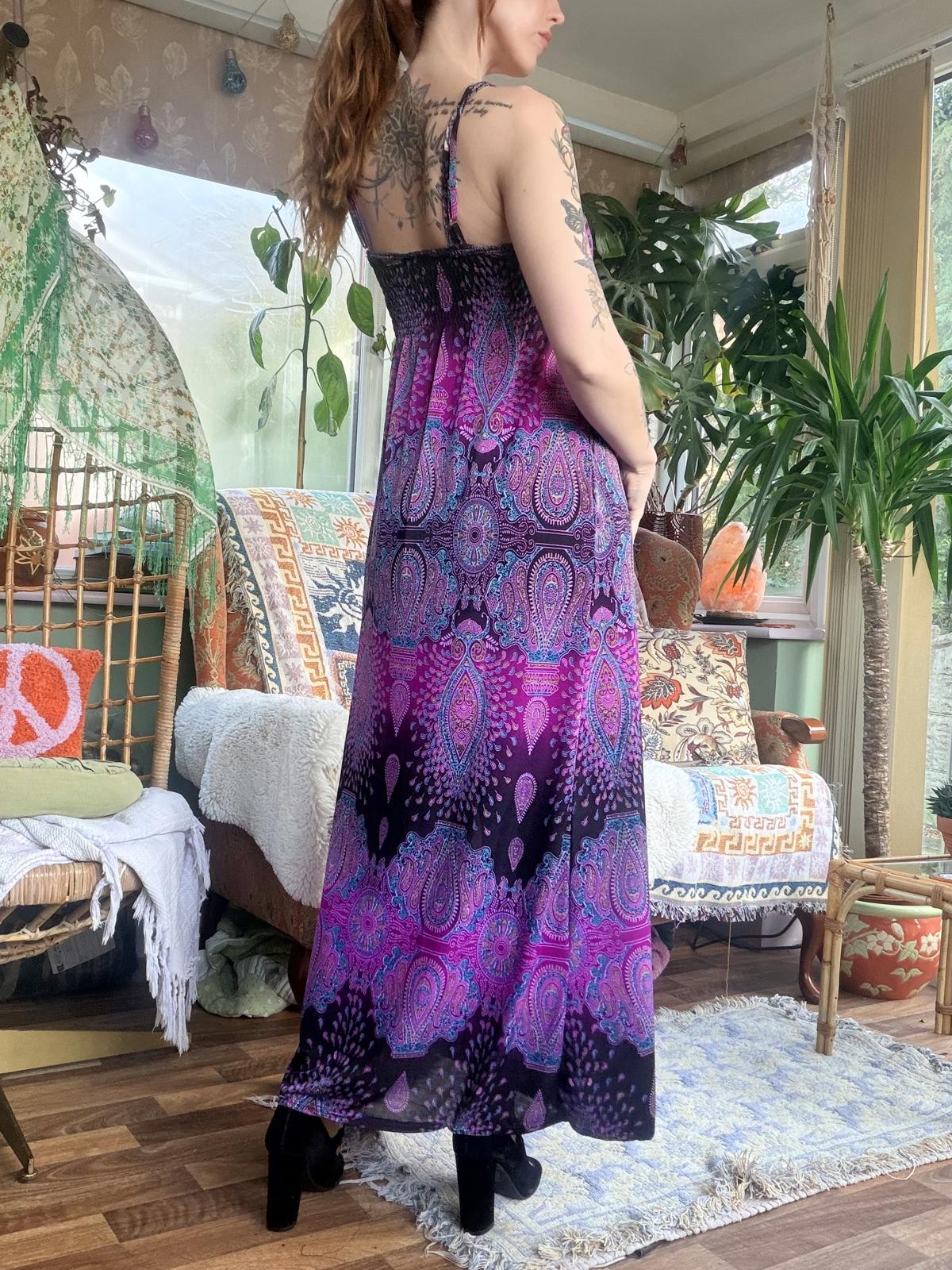Summer Paisley Maxi Dress purple size 10 12 boho hippie long festival outfit