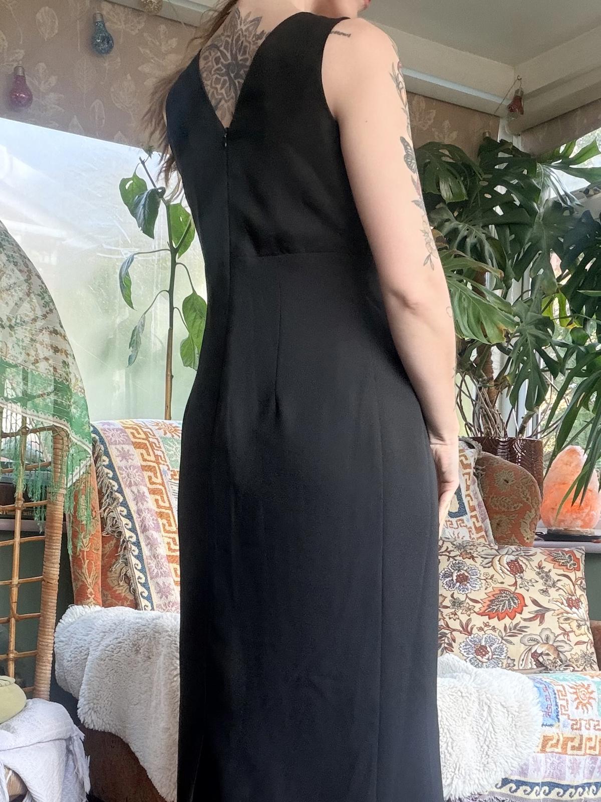 Vintage 1990s cocktail dress size 12 Elegant Black Midi Dress with Beaded Detail