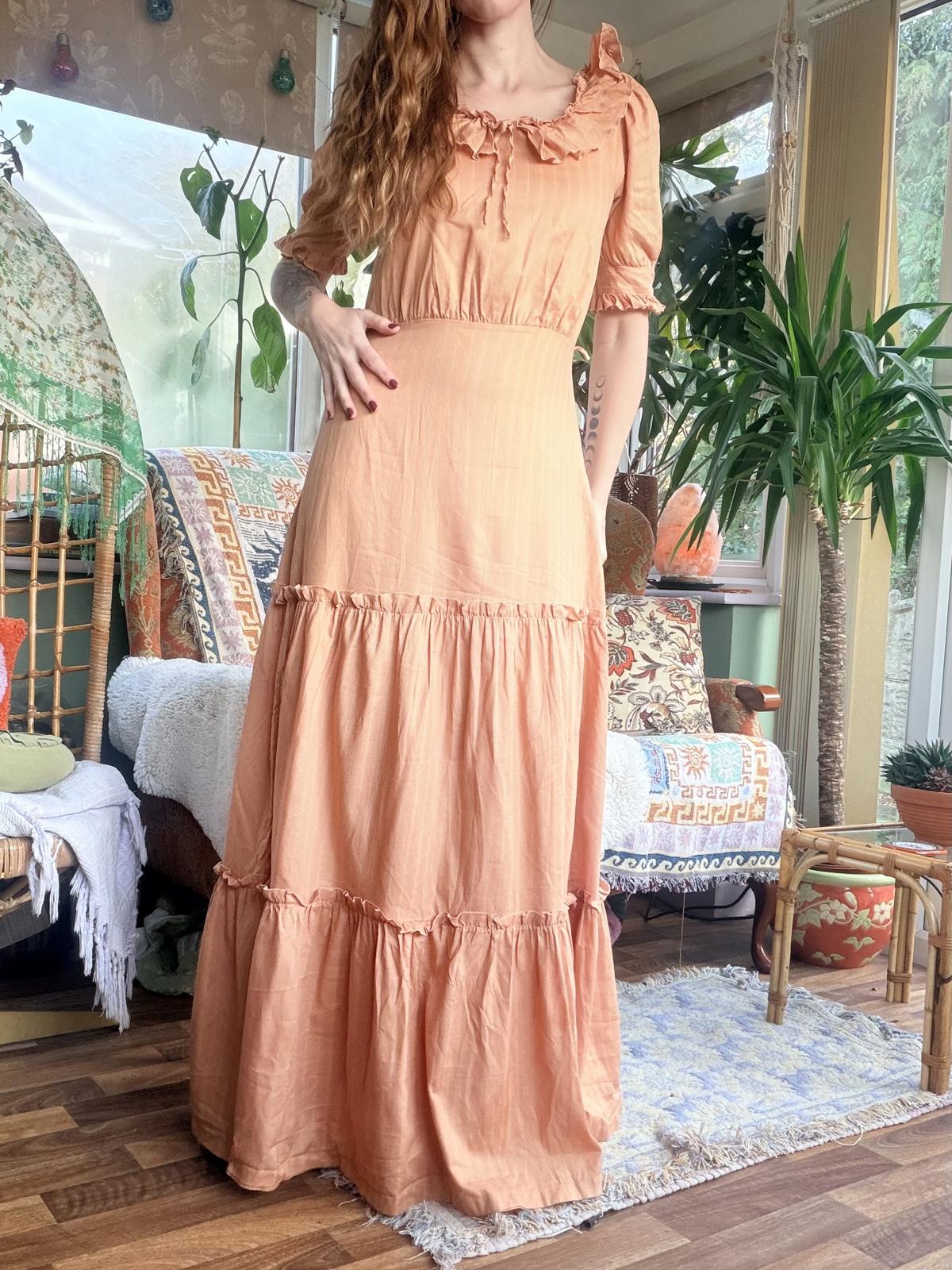 Vintage 70s prairie Dress 12 by Weise Festmoden Peach tiered maxi ruffle collar