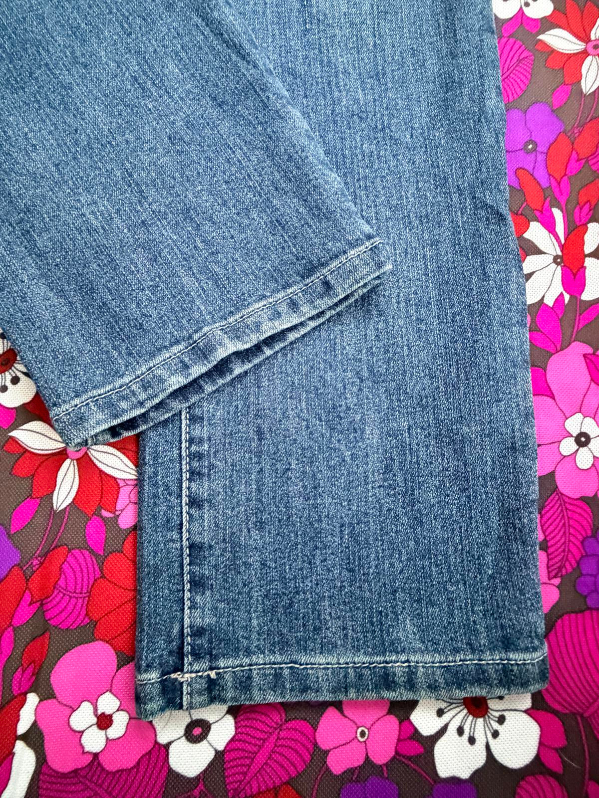 Vintage Y2k straight leg Jeans with Studded Pocket Detail petite size 14 W32 L28
