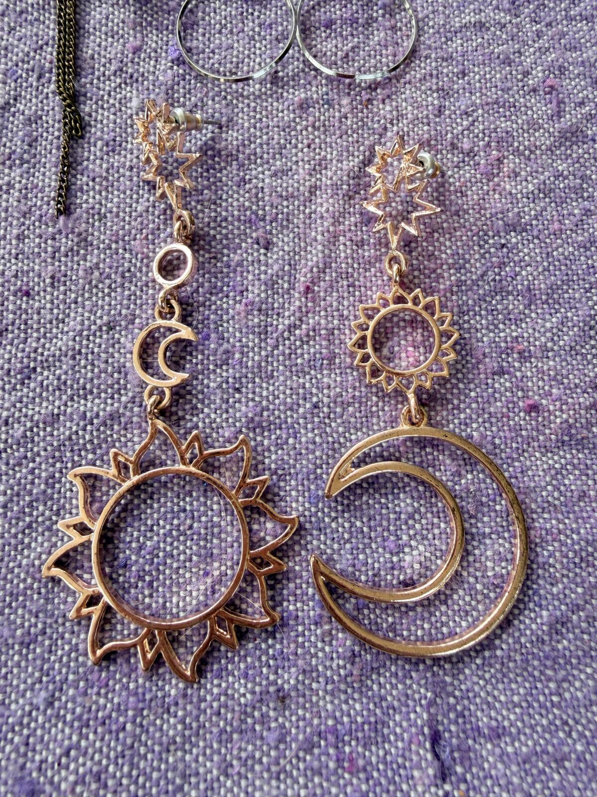 Bundle of Dangly Earrings Set of 5 Pairs of Mixed Style Earrings