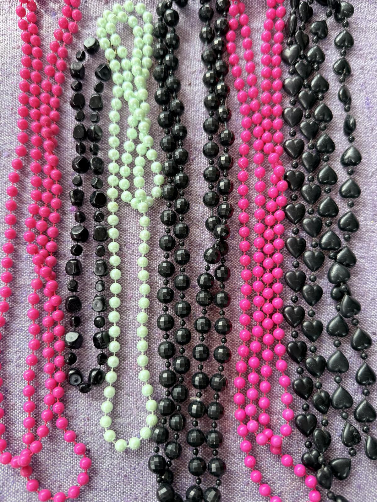 Vintage Beaded Necklaces Set of 6 bundle in Black Pink and White