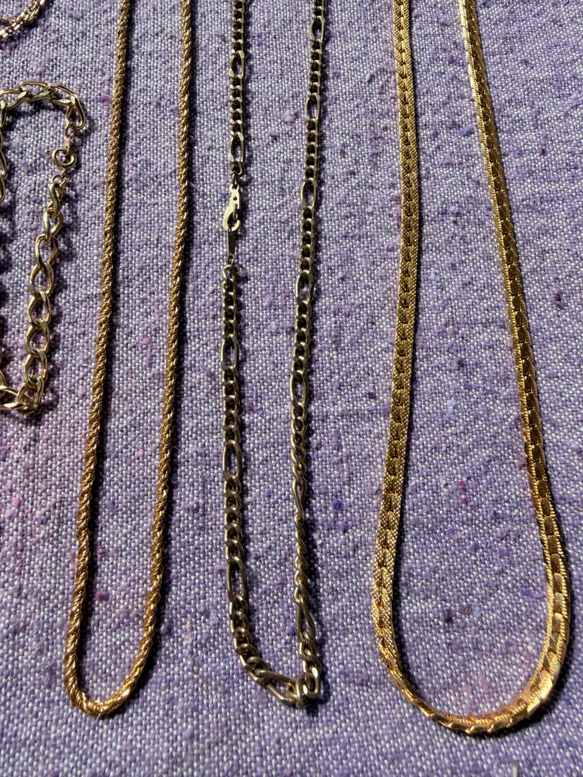 Necklaces and Bracelets Chains Set of 7 Mixed Metal Bundle gold silver