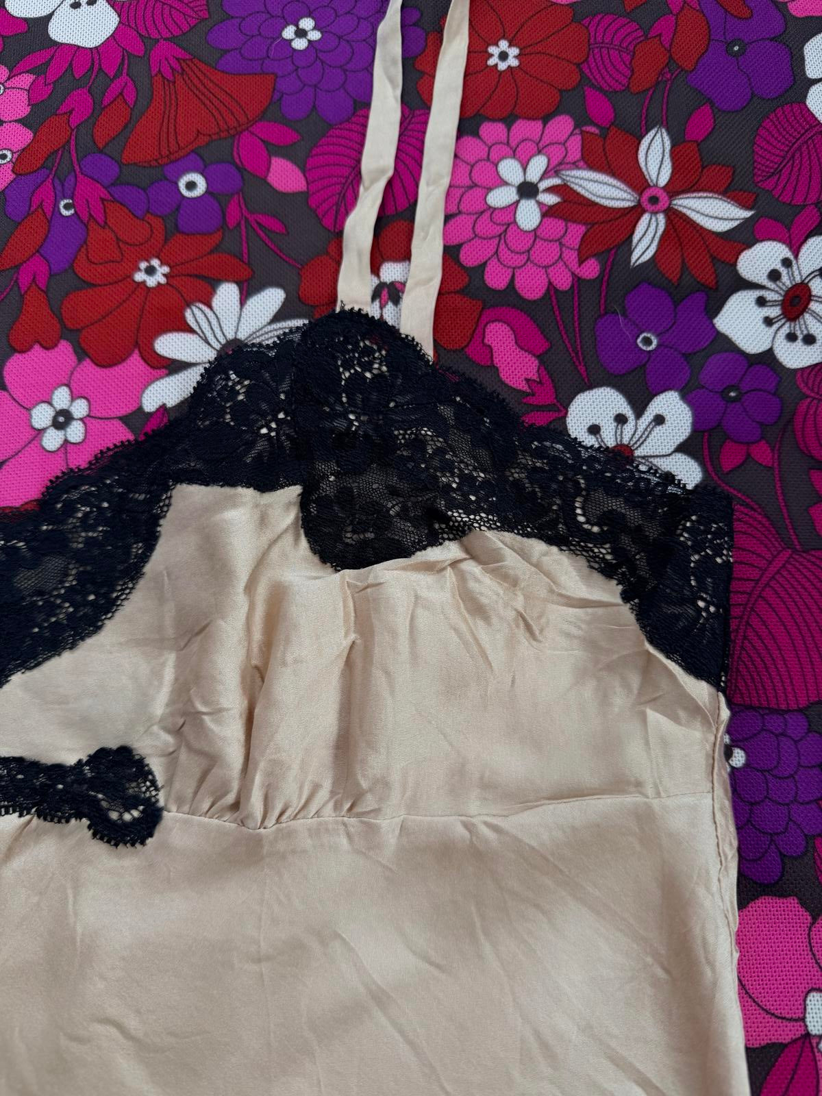 Vintage Y2K Cami Top with lace trim beige and black size 12