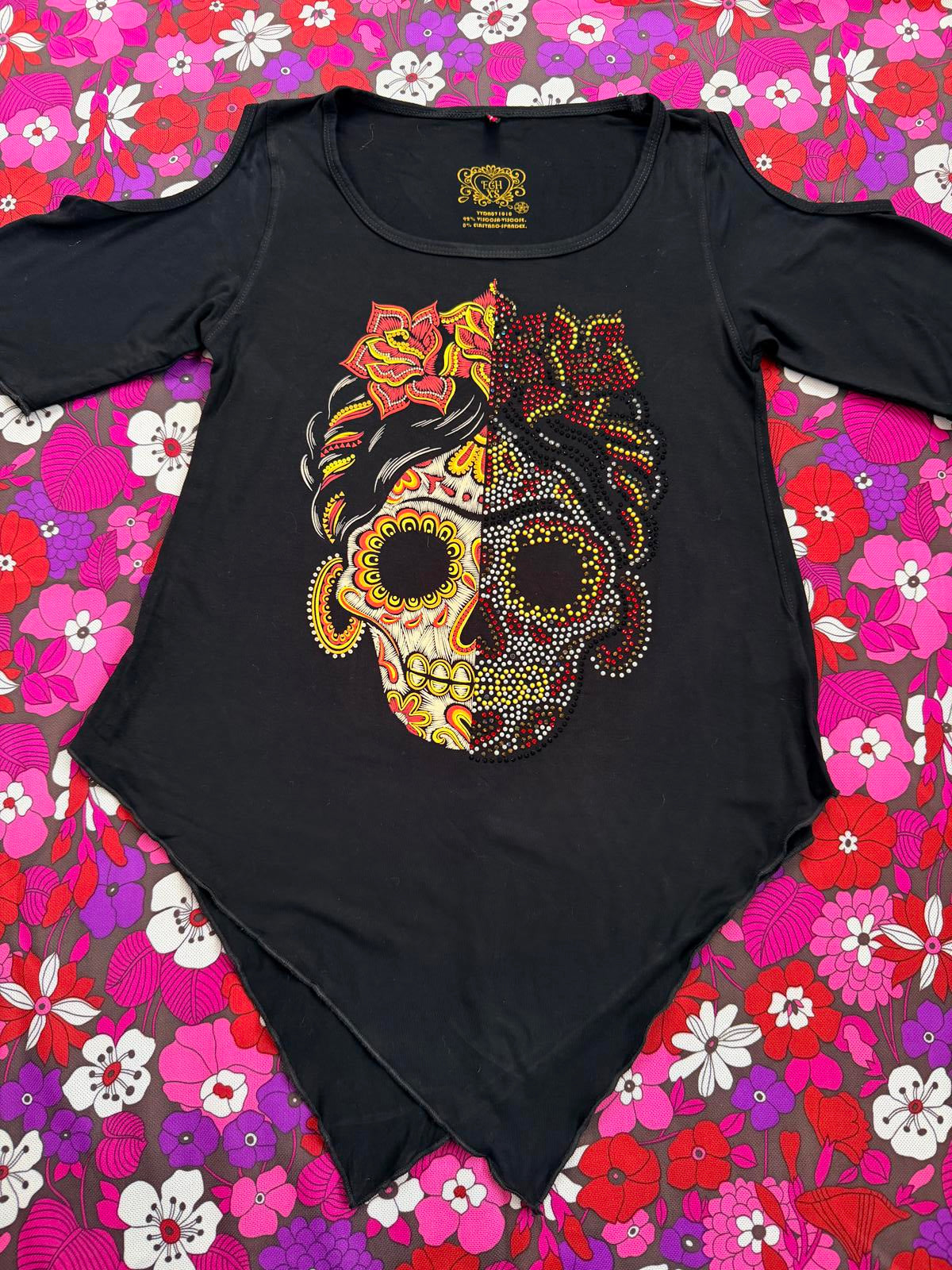 Vintage Y2k Skull Top Black Cold Shoulder Embellished Asymmetrical Tee size S