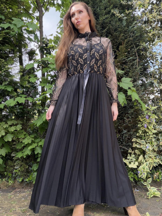 Vintage 1980s Maxi Dress  Black Pleated Maxi Dress with Gold Leaf Detail Size 18