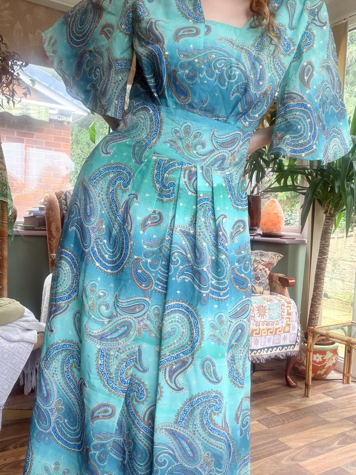 Vintage 1970s maxi dress Blue size 12 Paisley hippie boho festival Dress