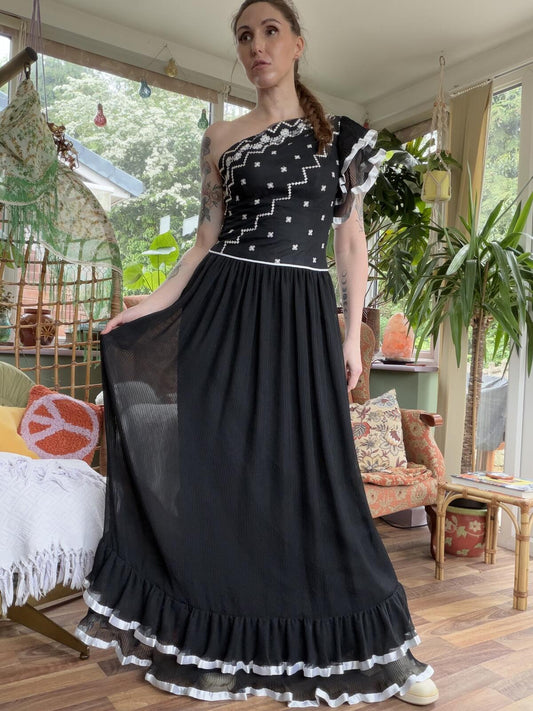 Vintage 1980s Cocktail Dress Black One Shoulder Maxi with Ruffle Details Size 10