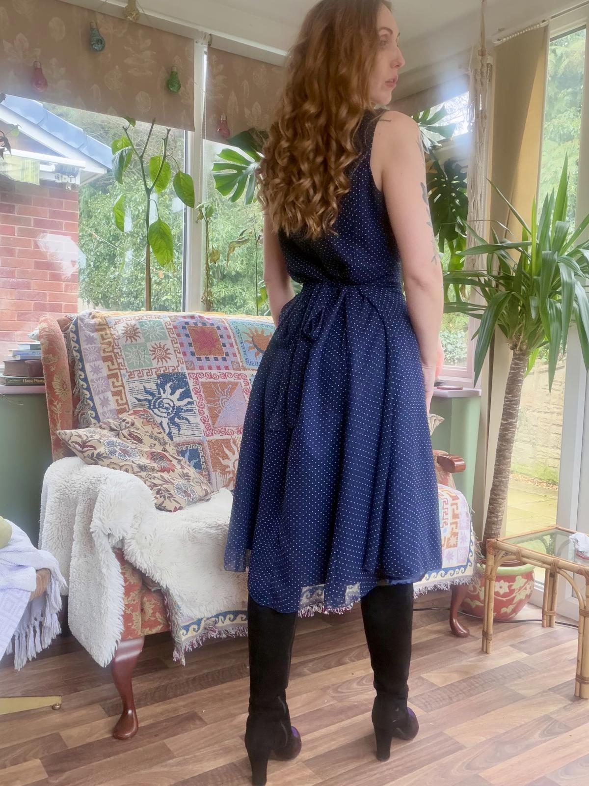 Vintage 1980s summer dress size 14 Navy Blue Polka Dot Midi Dress