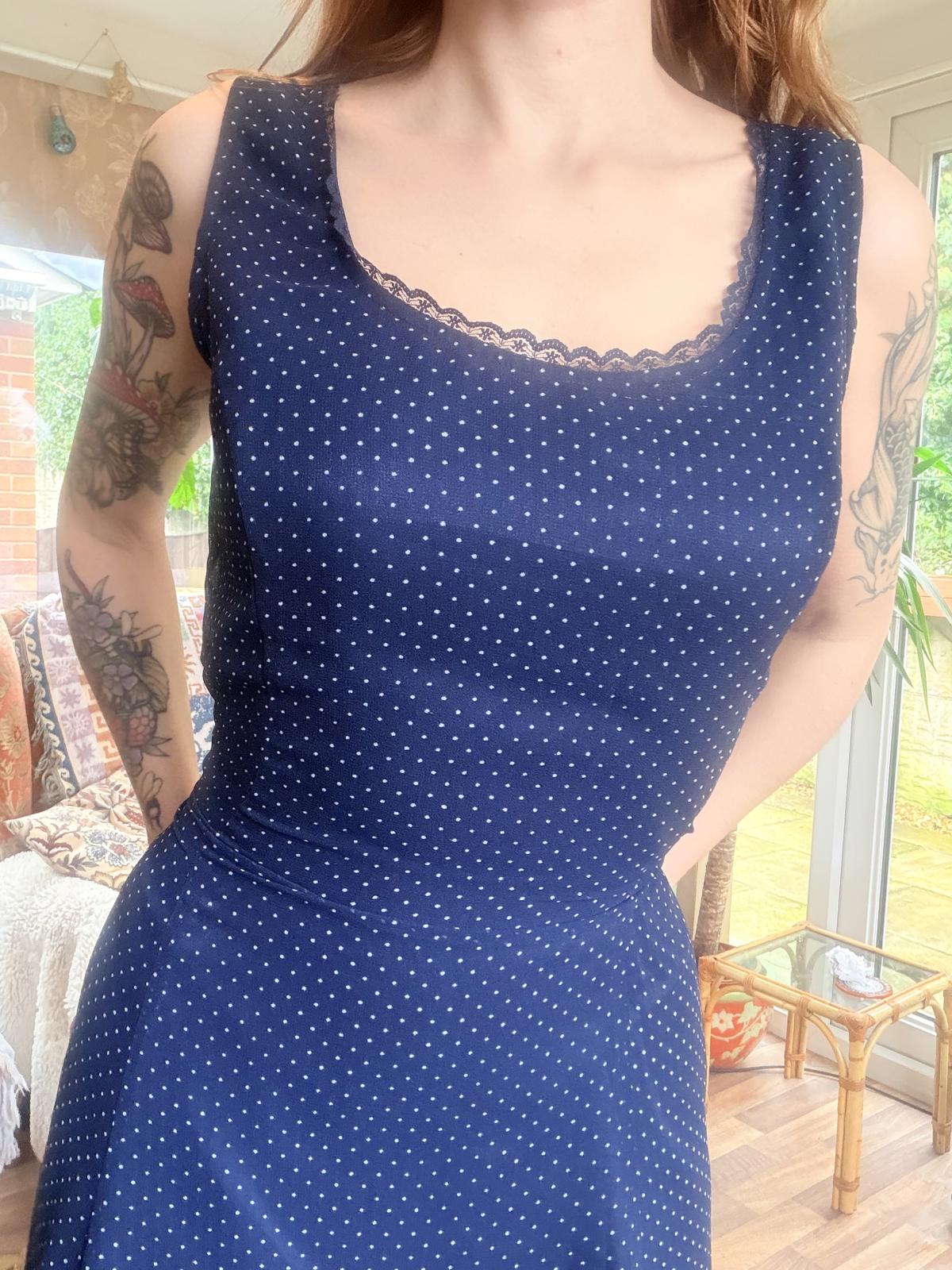 Vintage 1980s summer dress size 14 Navy Blue Polka Dot Midi Dress