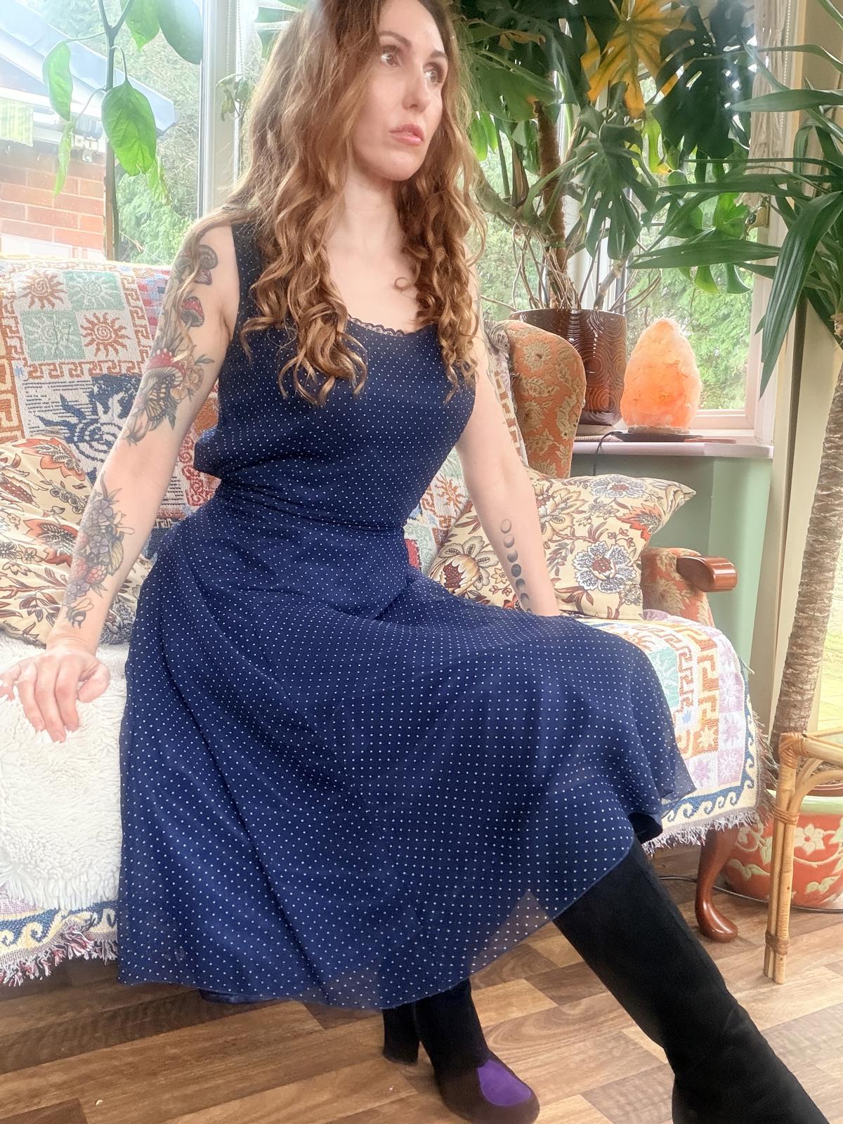 Vintage 1980s summer dress size 14 Navy Blue Polka Dot Midi Dress