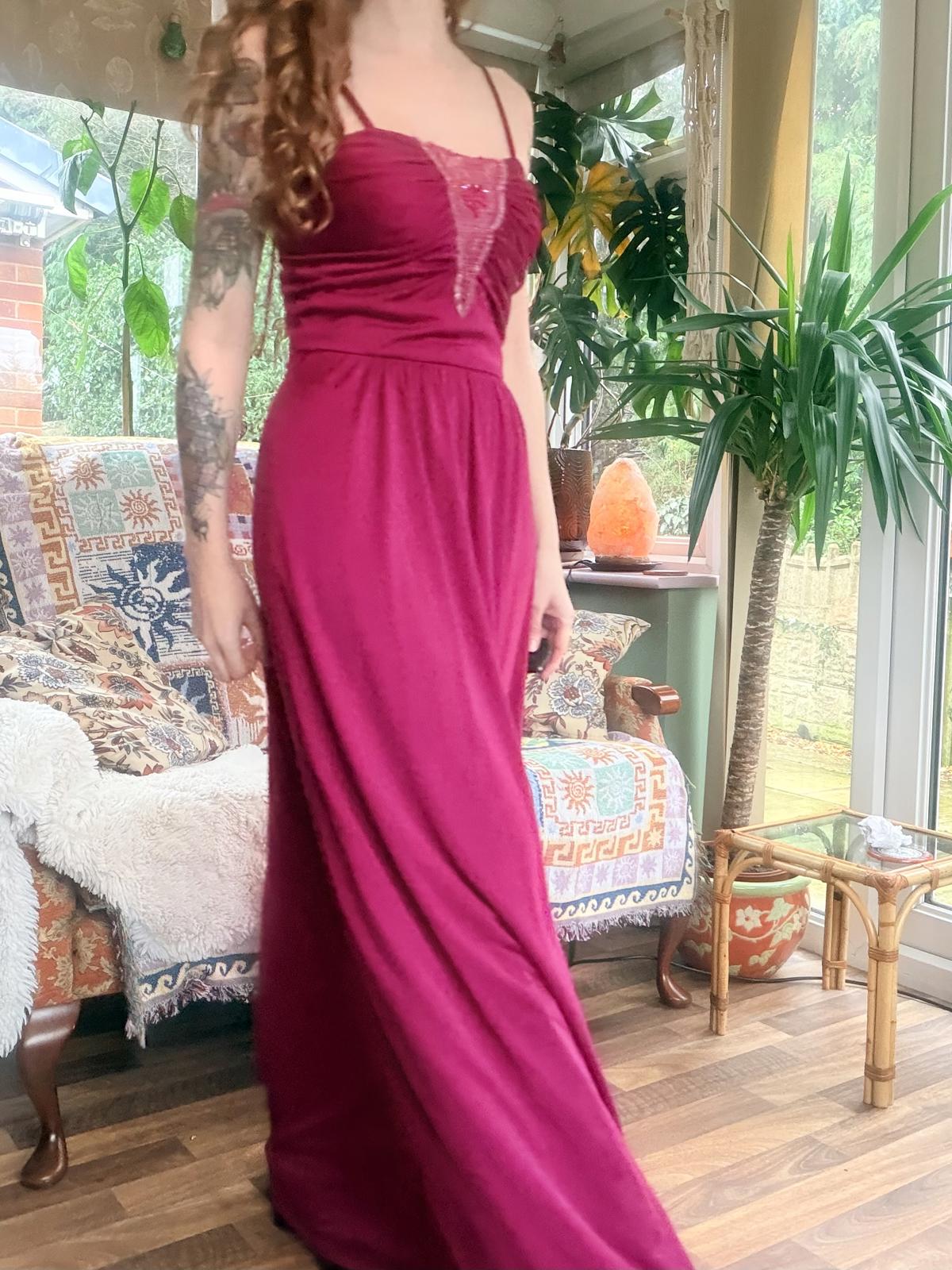 Vintage 1990s cocktail dress by Vera Mont size 10 Burgundy Maxi beaded maxi