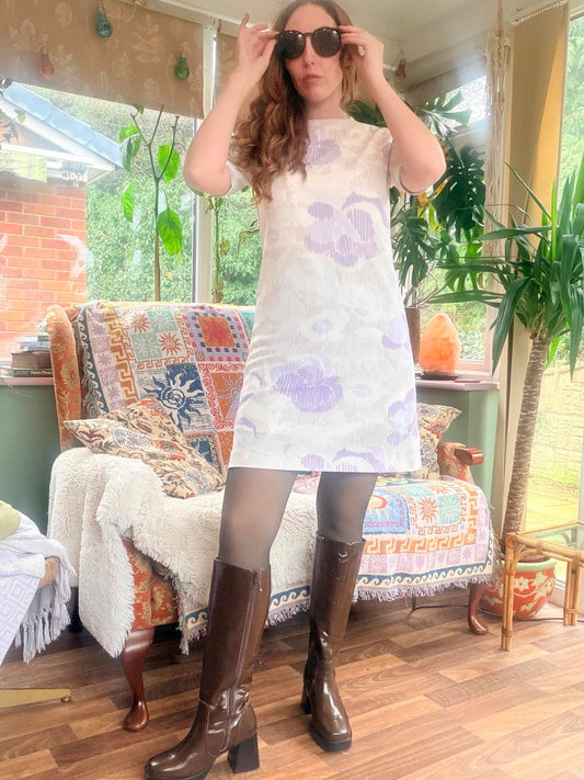 Vintage 1960s mini dress size 10 White and Lilac retro mod Gogo dress