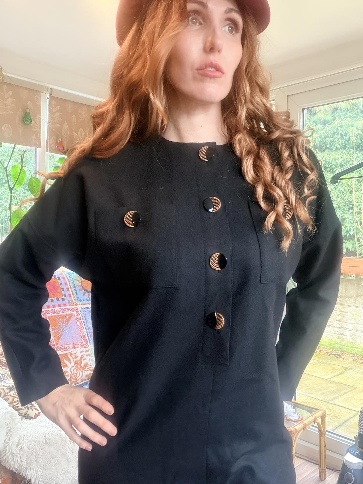 Vintage 1980s sift dress size 18 Black Long Sleeve Midi Dress with Button Detail