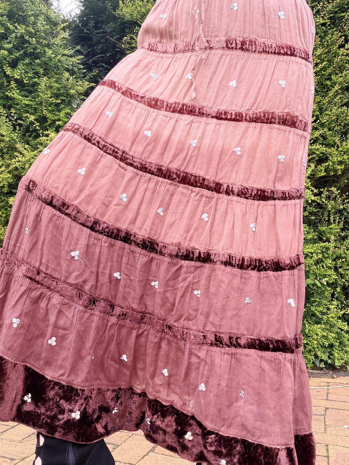 Vintage Y2K Hippie Skirt Boho Whimsigoth Velvet Trim Midi Skirt Size 10
