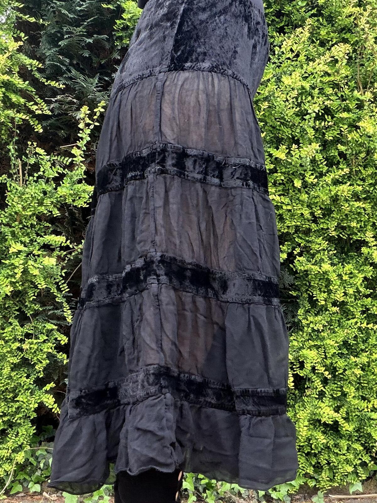 vintage 1990s Whimsigoth Skirt Black Sheer Tiered Midi Velvet Skirt Size 12