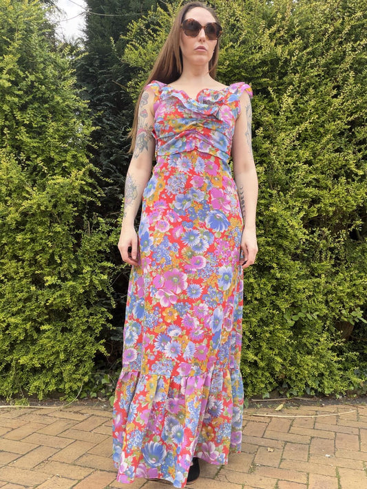 Vintage 1970s Maxi Dress Long Floral Summer Dress with Ruffle Detail Size 10