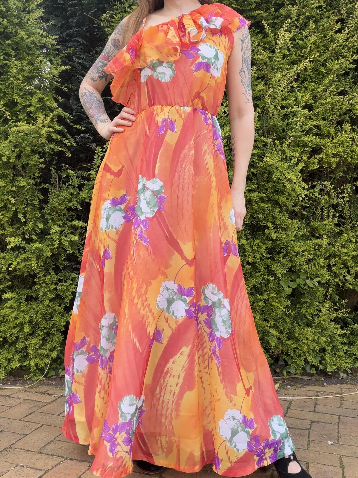 Vintage 1970s Maxi Dress Orange Floral One Shoulder Long Dress with Ruffles12