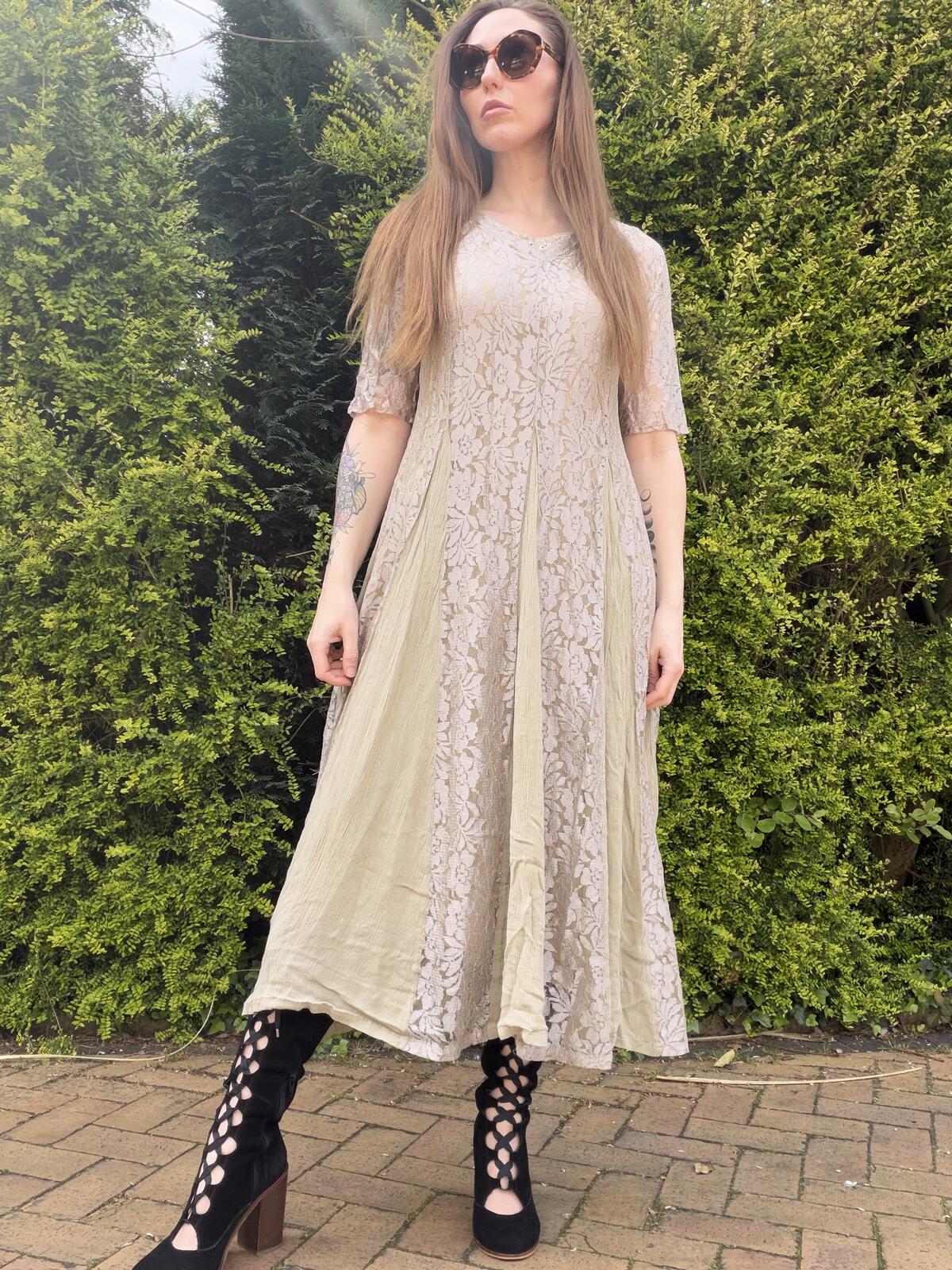 Vintage 1990s Hippie Dress Boho Festival Beige Lace long Layered Dress Size 14