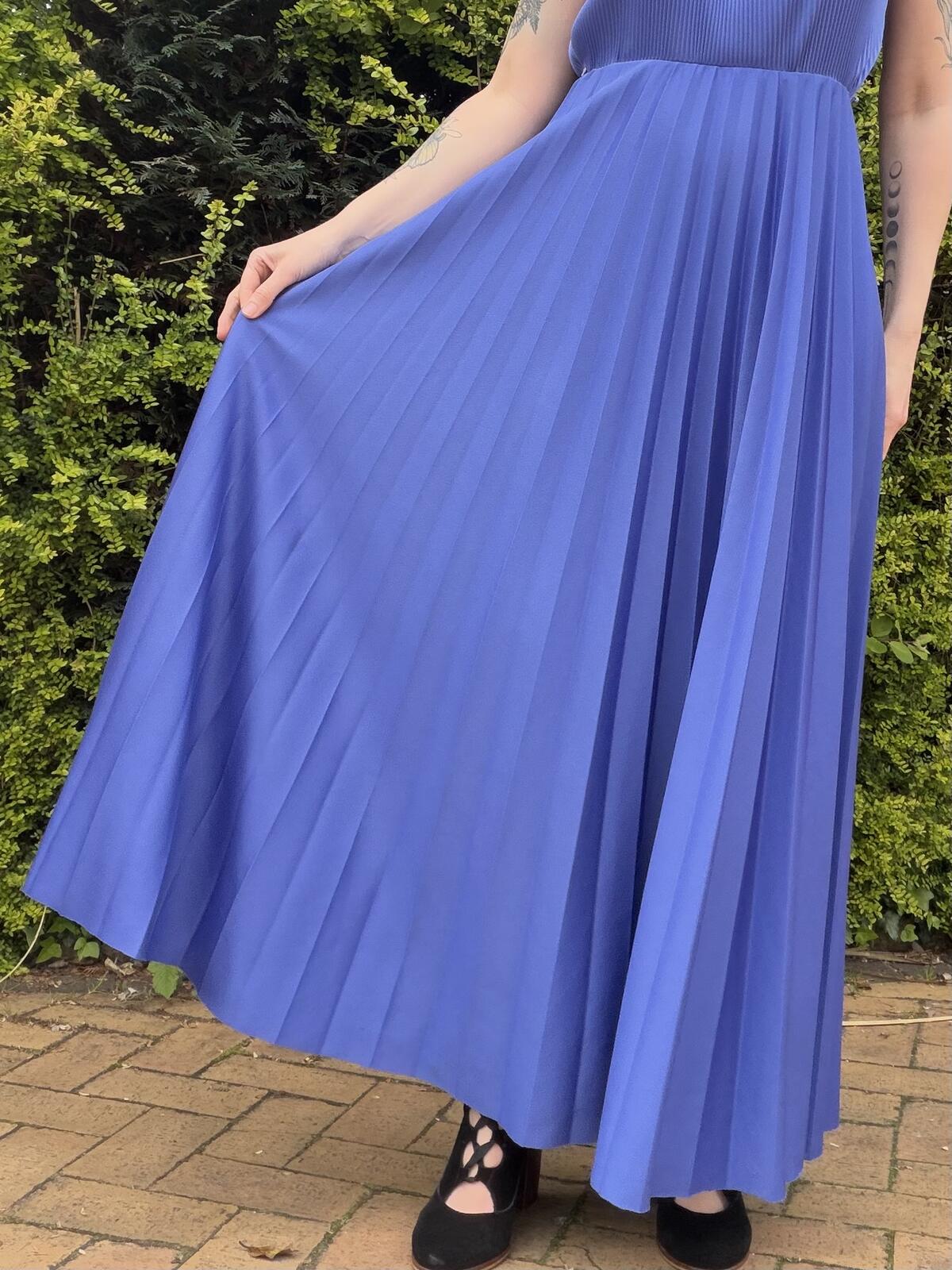 Vintage 1980s Blue Pleated Maxi Dress with Square Neckline Size 12