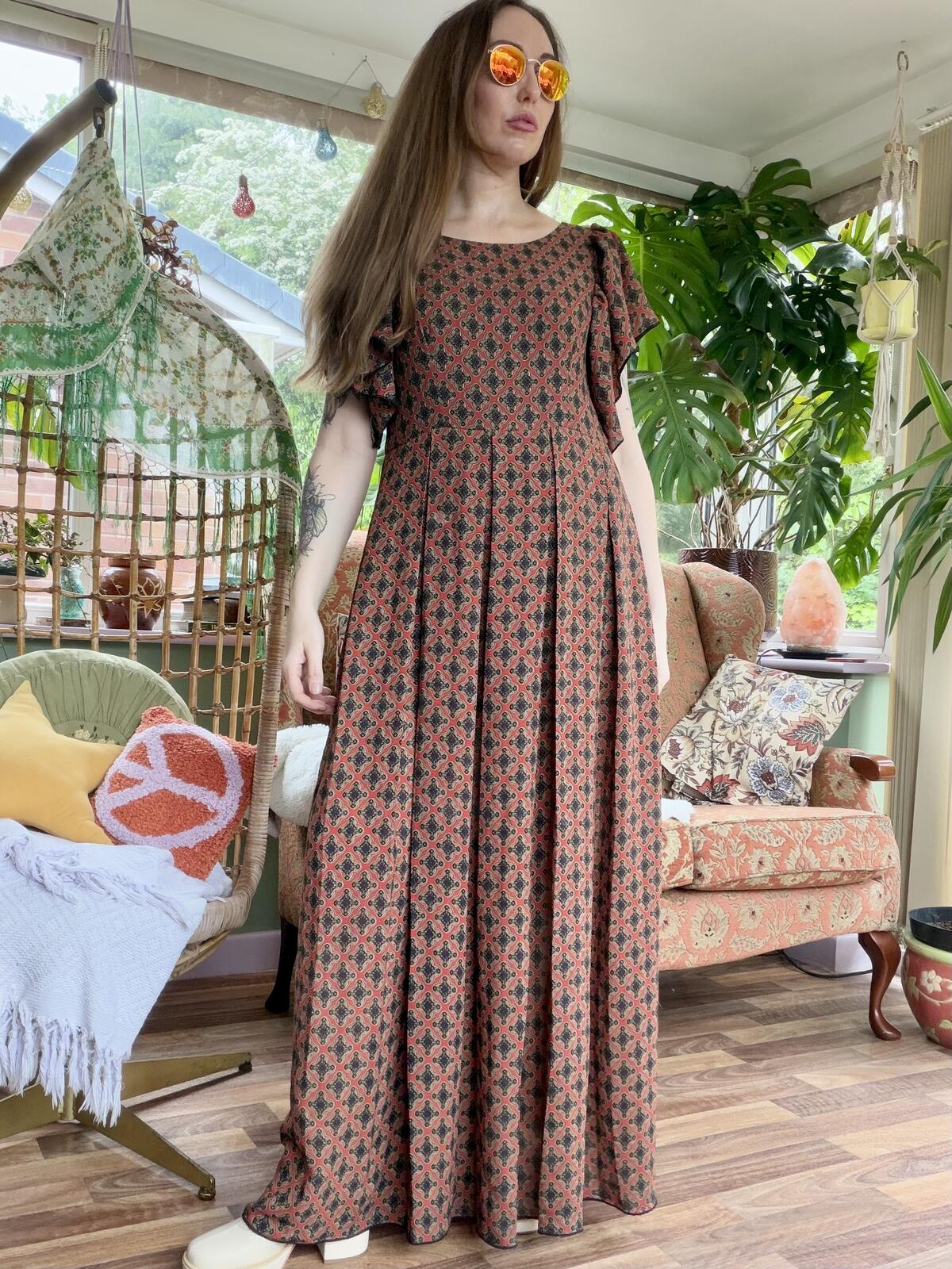 Vintage 1970s Maxi Dress Brown Geometric Patterned Long Dress Size 12
