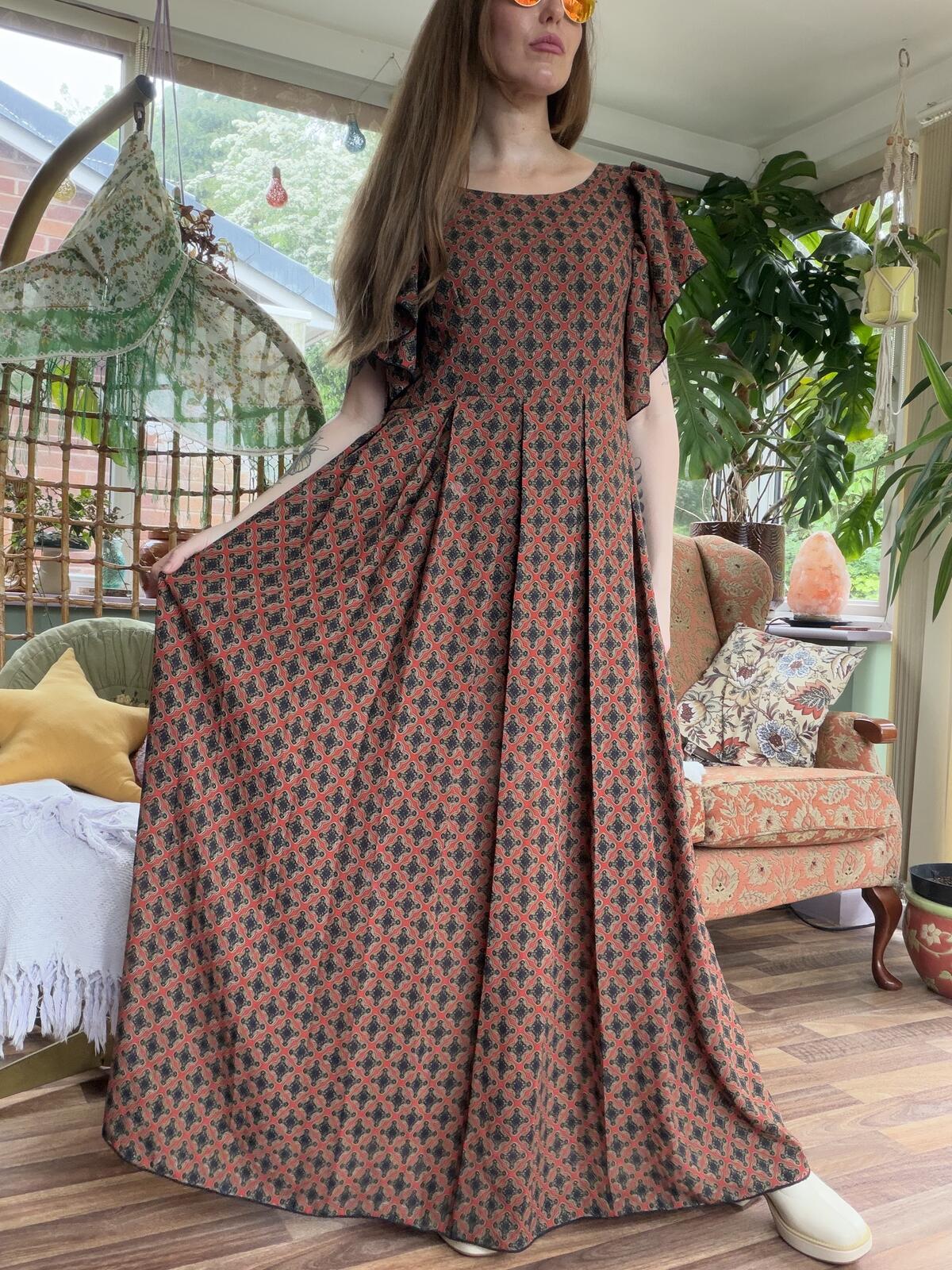 Vintage 1970s Maxi Dress Brown Geometric Patterned Long Dress Size 12