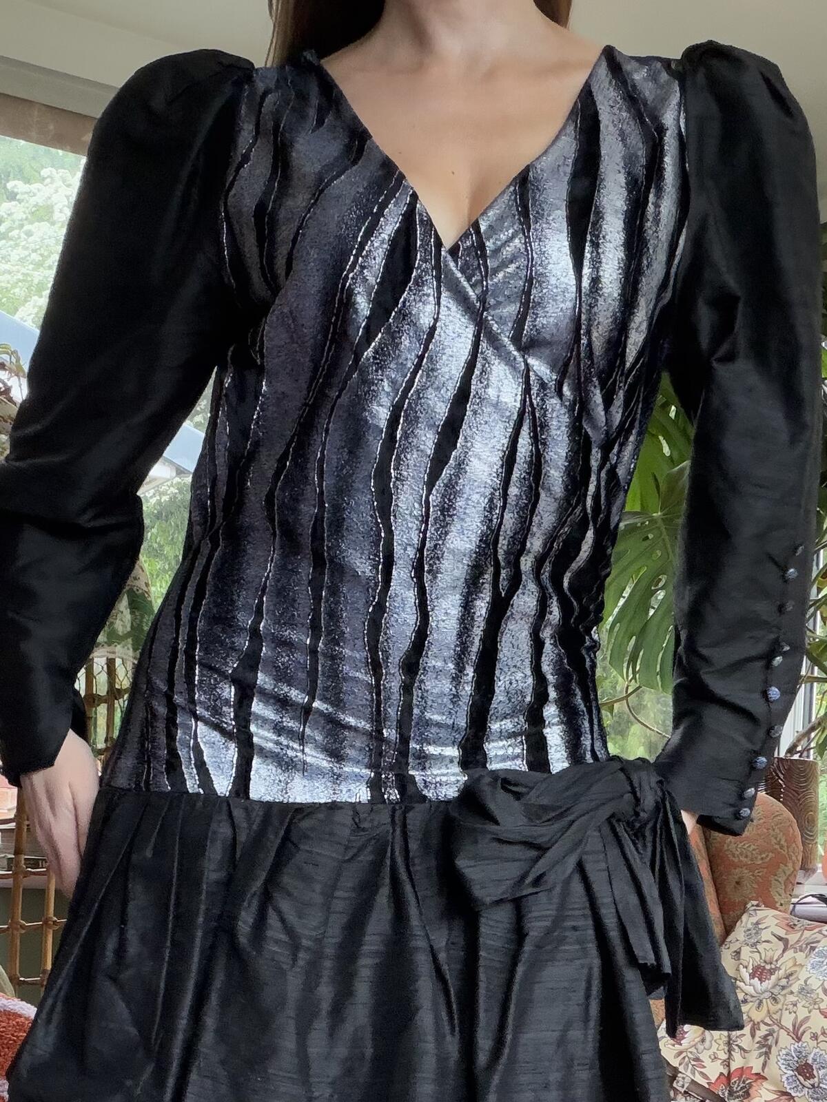 Vintage 1980s Cocktail Dress with Silver Patterned Bodice and Bow Detail Size 12