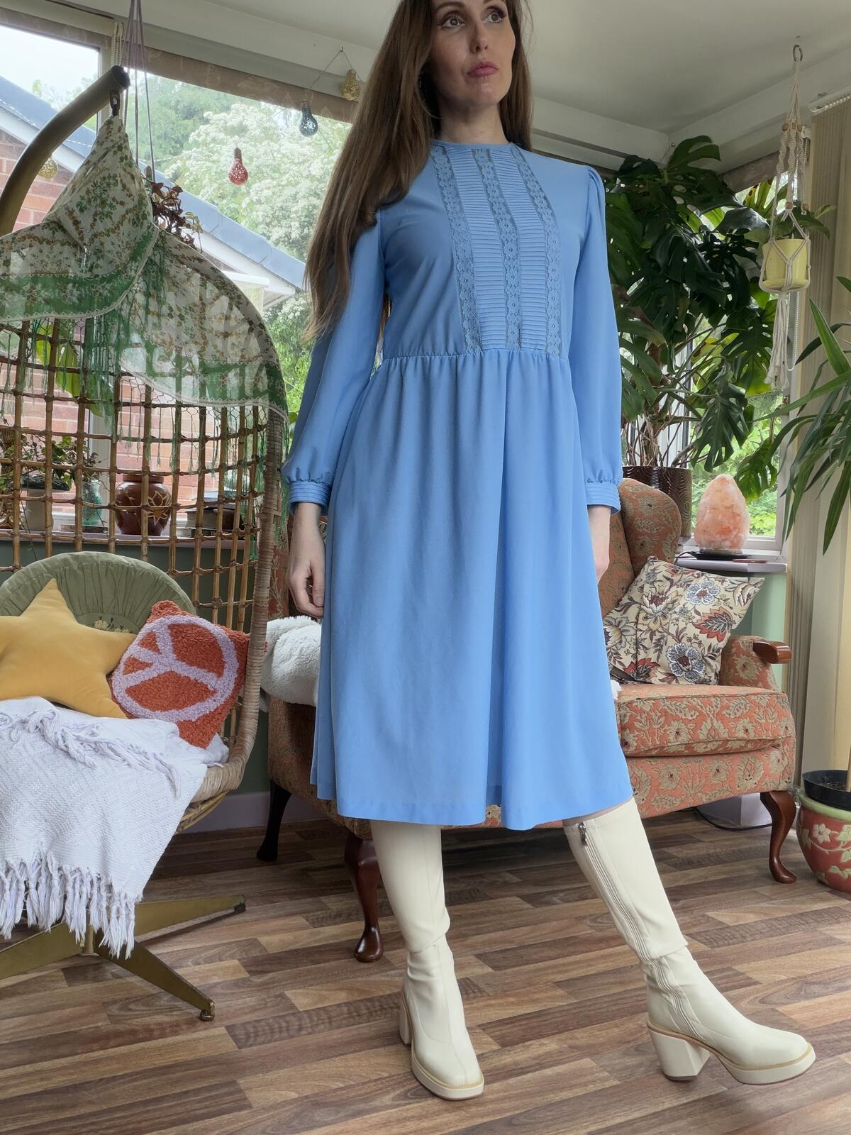 Vintage 1980s Day Dress Light Blue Long Sleeve Midi with Lace Detail Size 12