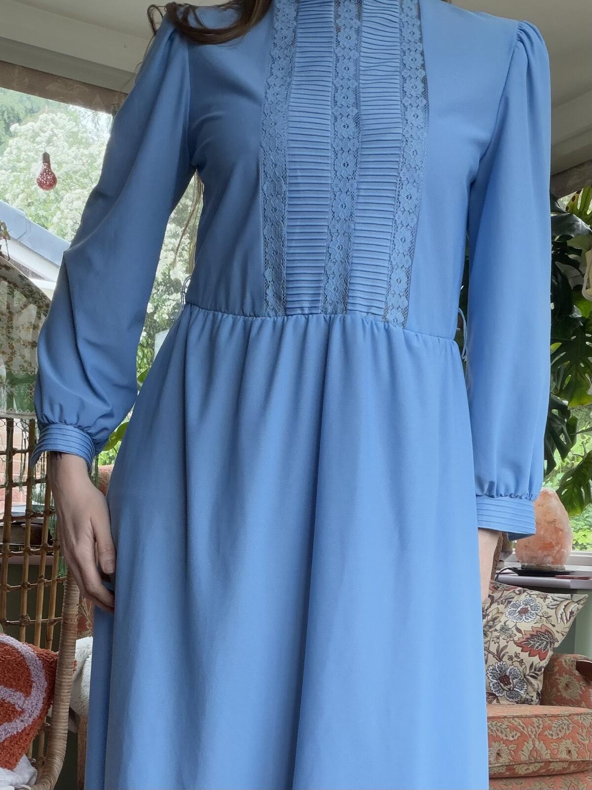 Vintage 1980s Day Dress Light Blue Long Sleeve Midi with Lace Detail Size 12