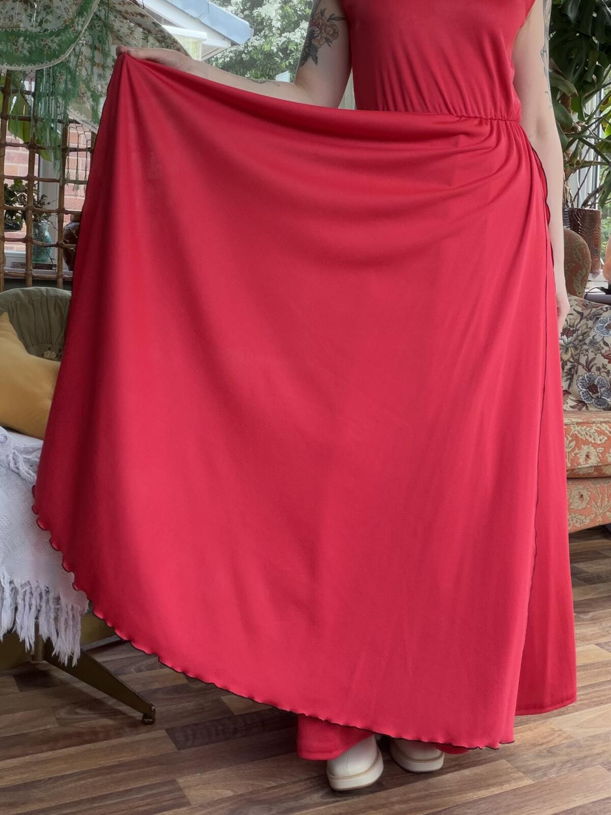 Vintage 1970s Maxi Dress Long Layered Red with Ruffle Detail Size 12 to 14