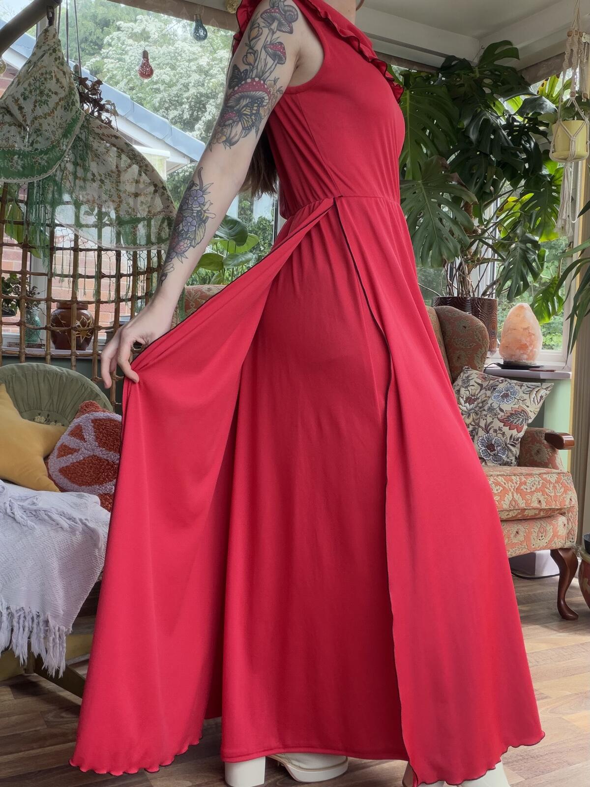 Vintage 1970s Maxi Dress Long Layered Red with Ruffle Detail Size 12 to 14