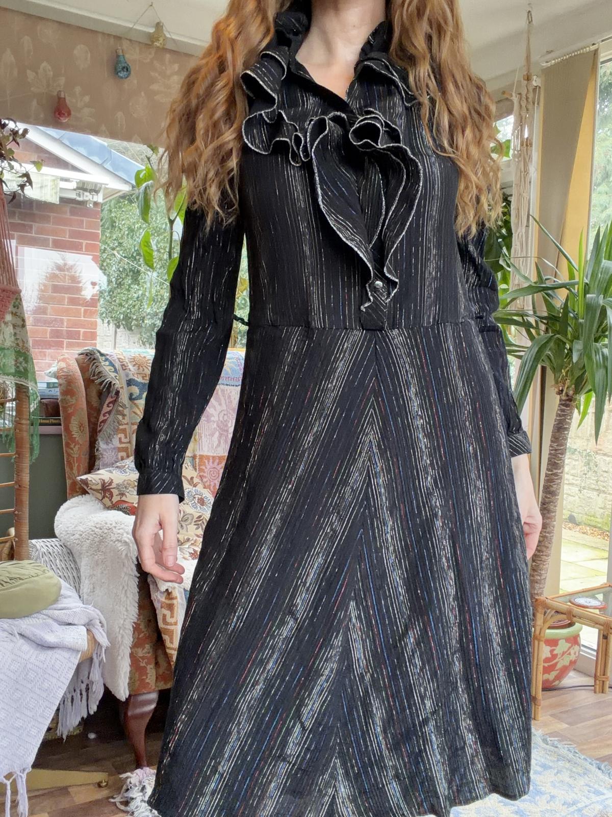 Vintage 1980s party dress Black size 12 sparkly with Ruffle collar detail