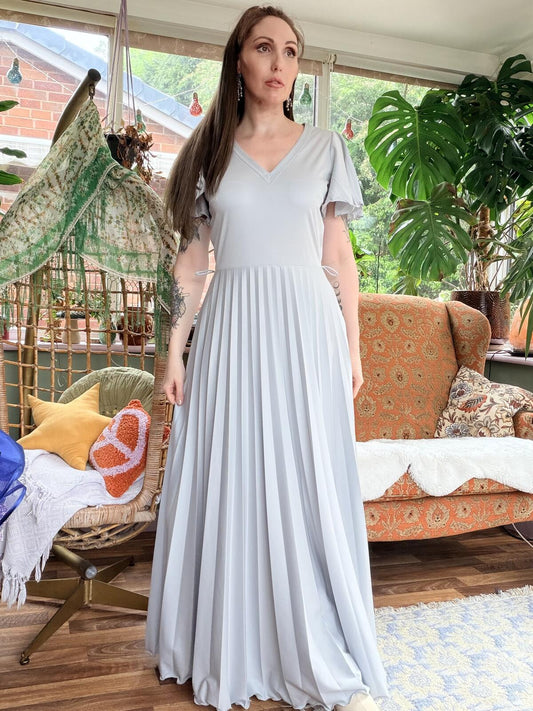 Vintage 1980s Summer Dress Grey Pleated Maxi Dress with Ruffled Sleeves Size 14