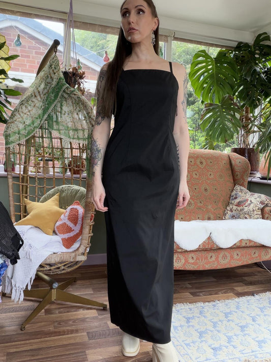 Vintage 1990s Black Dress with Square Neckline and Spaghetti Straps Size 12