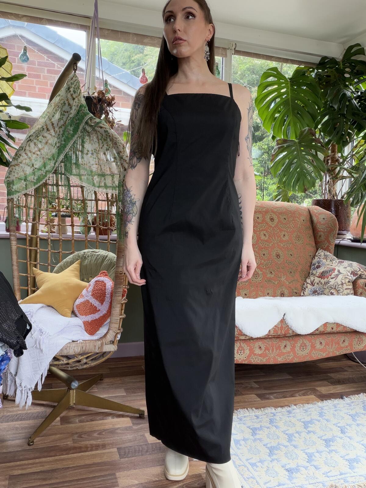 Vintage 1990s Black Dress with Square Neckline and Spaghetti Straps Size 12