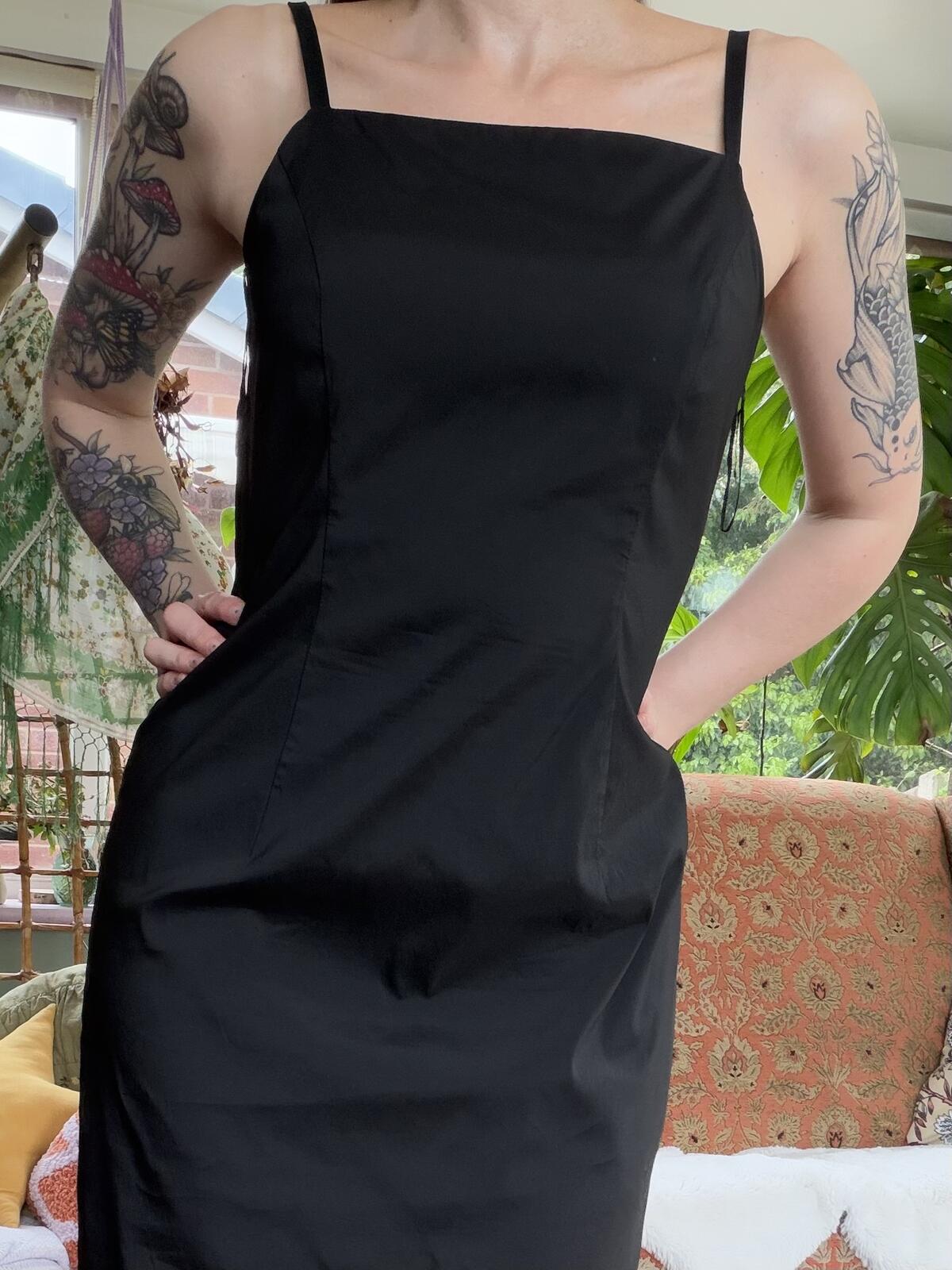 Vintage 1990s Black Dress with Square Neckline and Spaghetti Straps Size 12