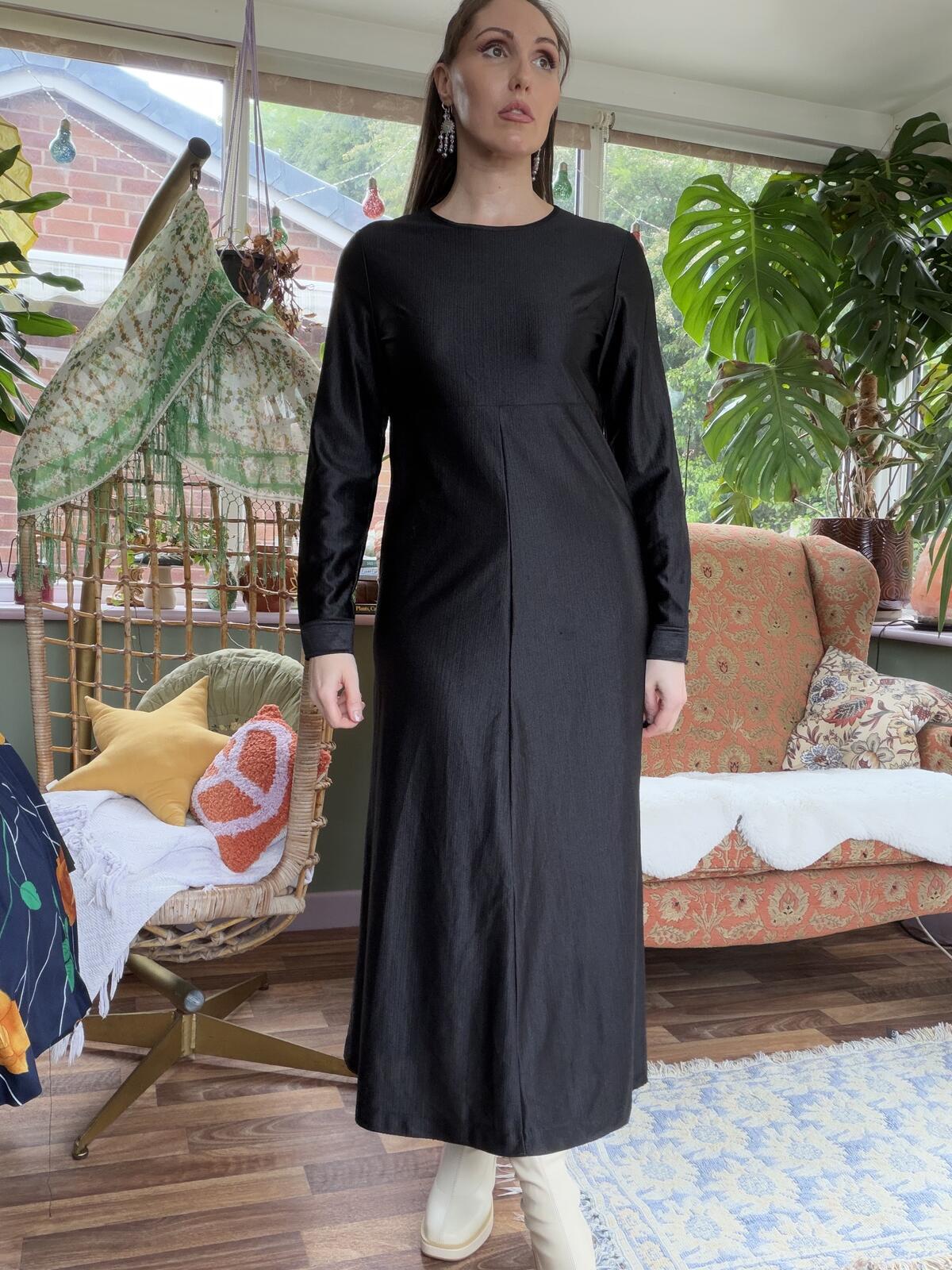 Vintage 1990s Whimsigoth Dress Long Sleeve Black Maxi Dress size 10 to 12