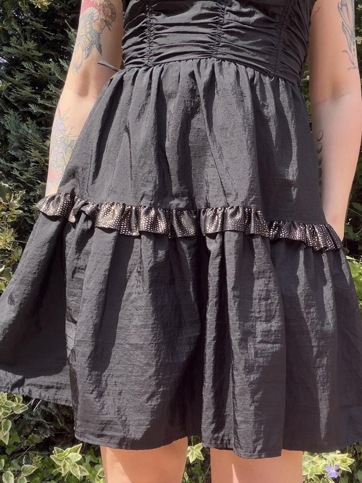 Vintage 1980s Party Dress Black Strapless Ruched Bodice Ruffle Detail Size 10