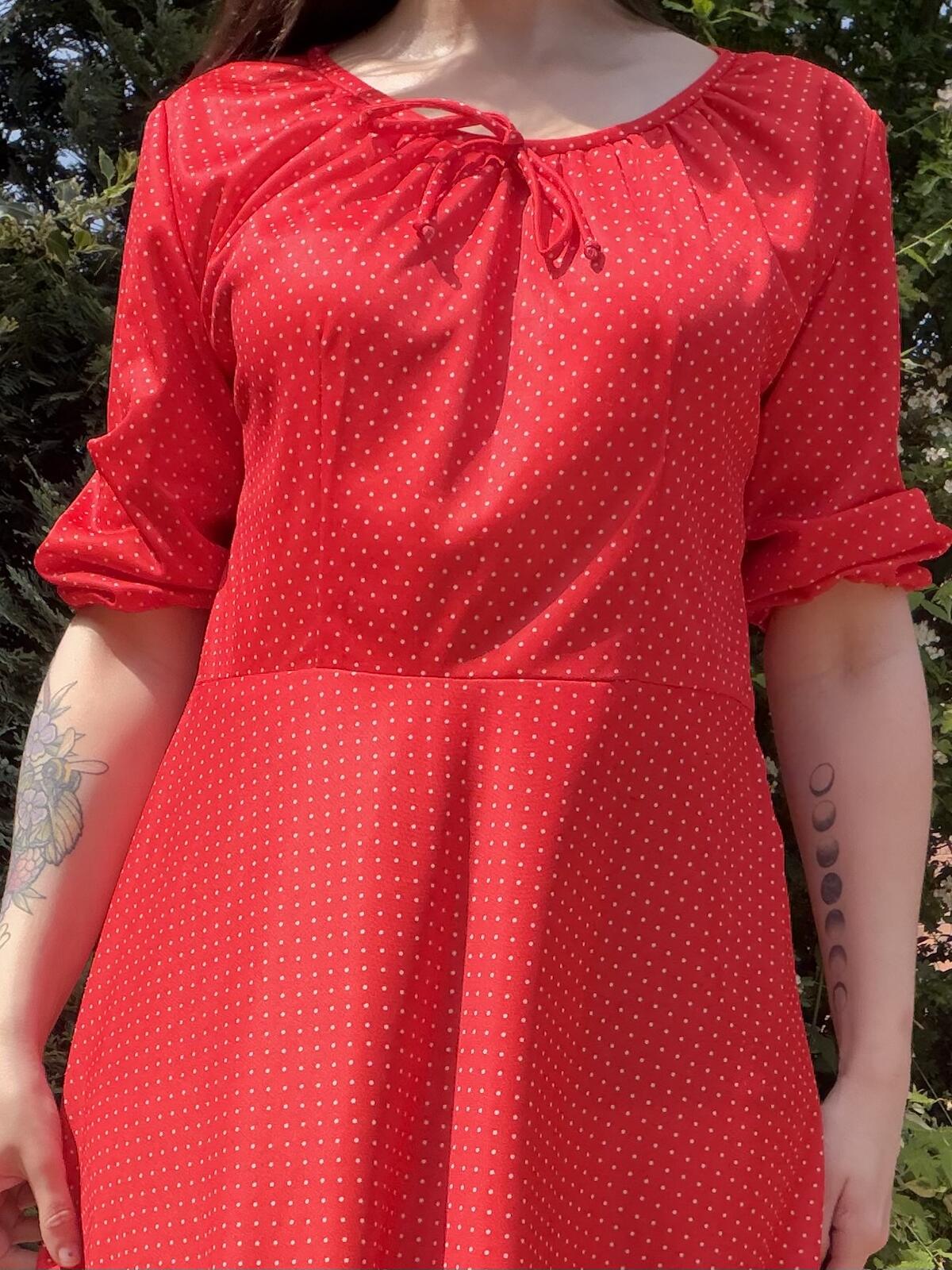 Vintage Red Polka Dot Midi Dress with Tie Neck and Puff Sleeves Size 18