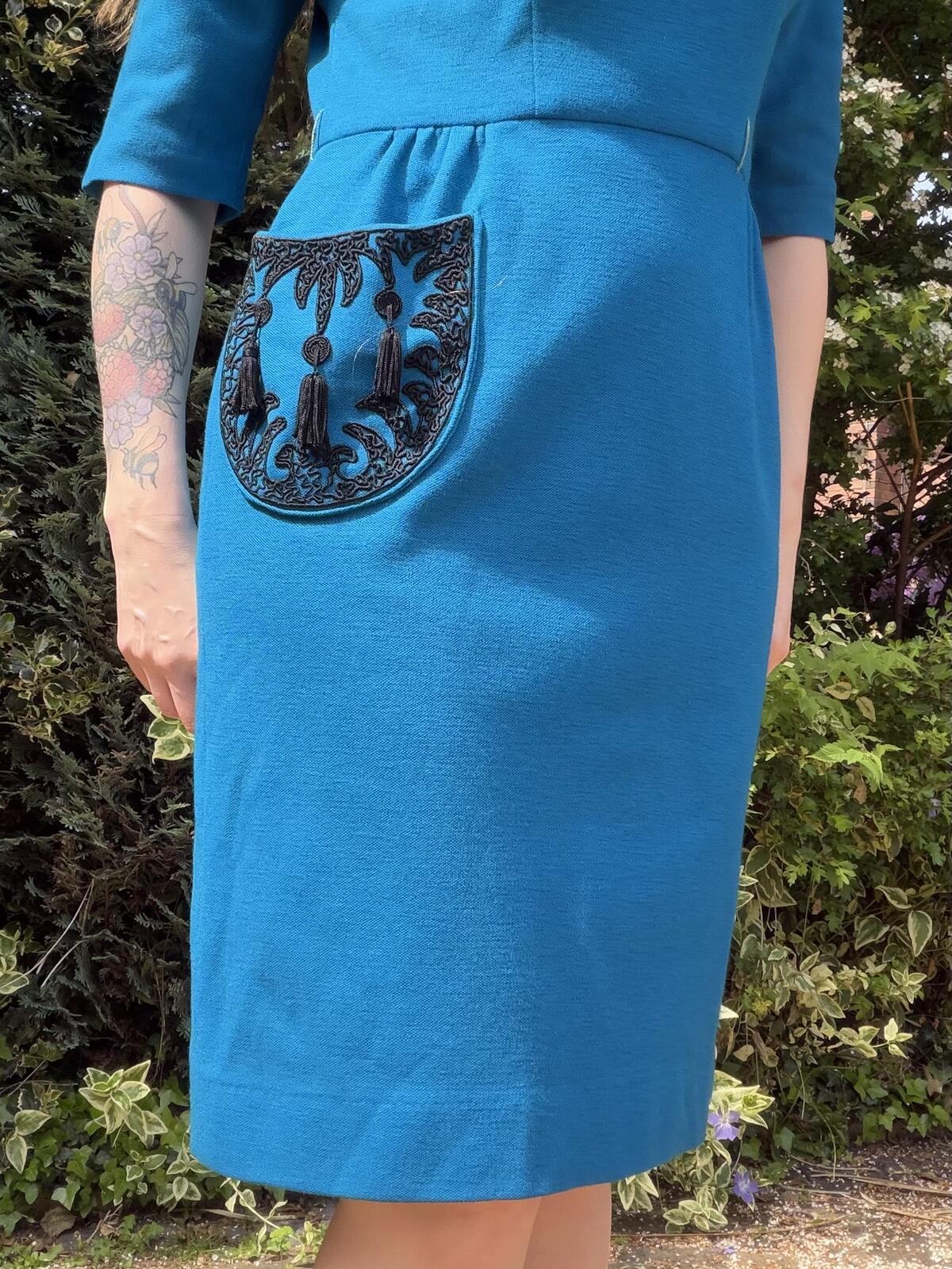 Vintage 1980s Dress Blue Knee Length with Embroidered Pocket Size 12