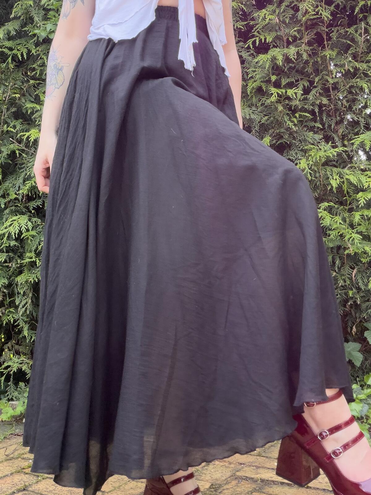 Hippie Boho Long Skirt Whimsigoth Black Long Flowing Maxi Elastic Waist 8 to 10