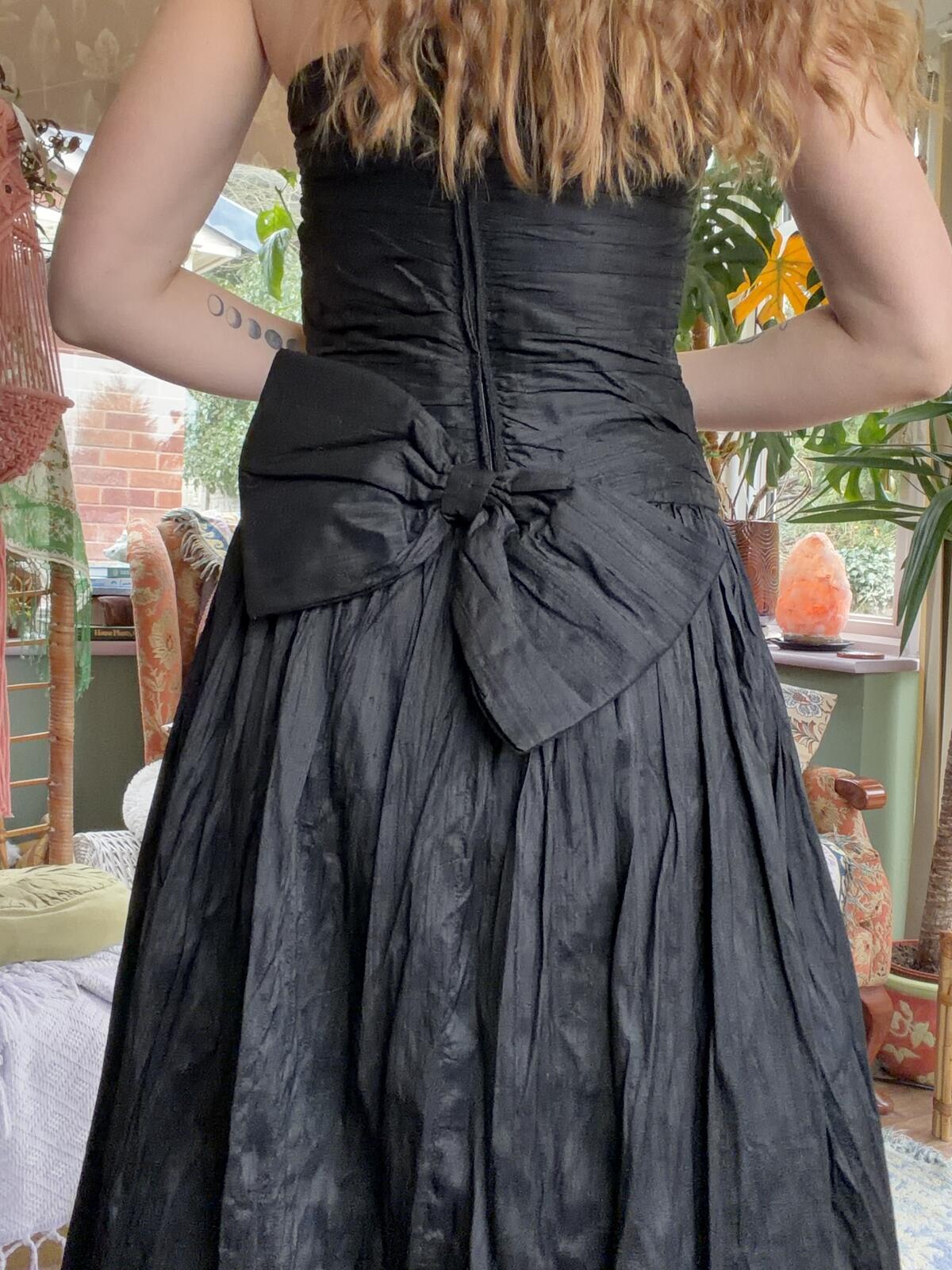 Vintage 1980s Cocktail Dress Black Sequin Halter Neck Party Dress size 8