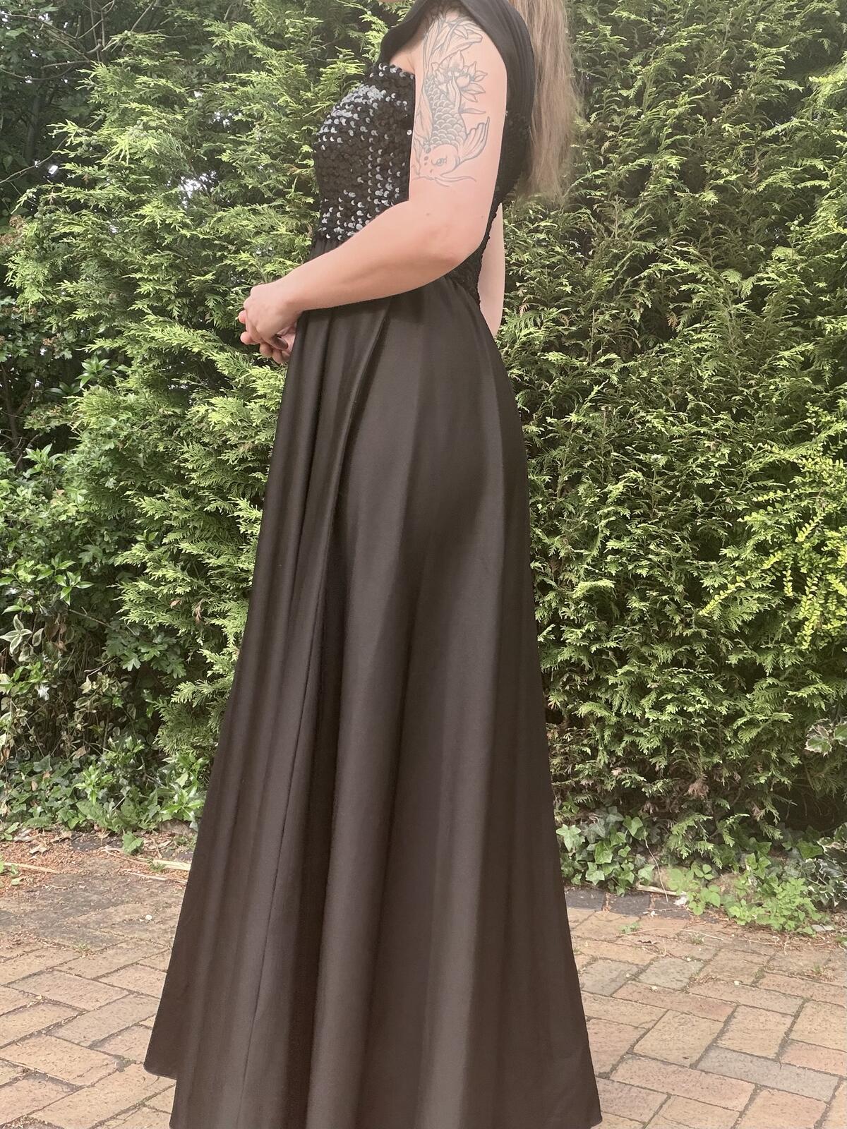 Vintage 1980s Maxi Dress Black Long Party Dress with Sequin Bodice Size 10